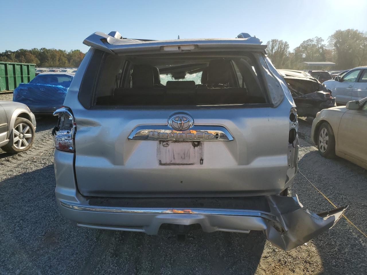 JTEBU5JR9B5073103 2011 Toyota 4Runner Sr5