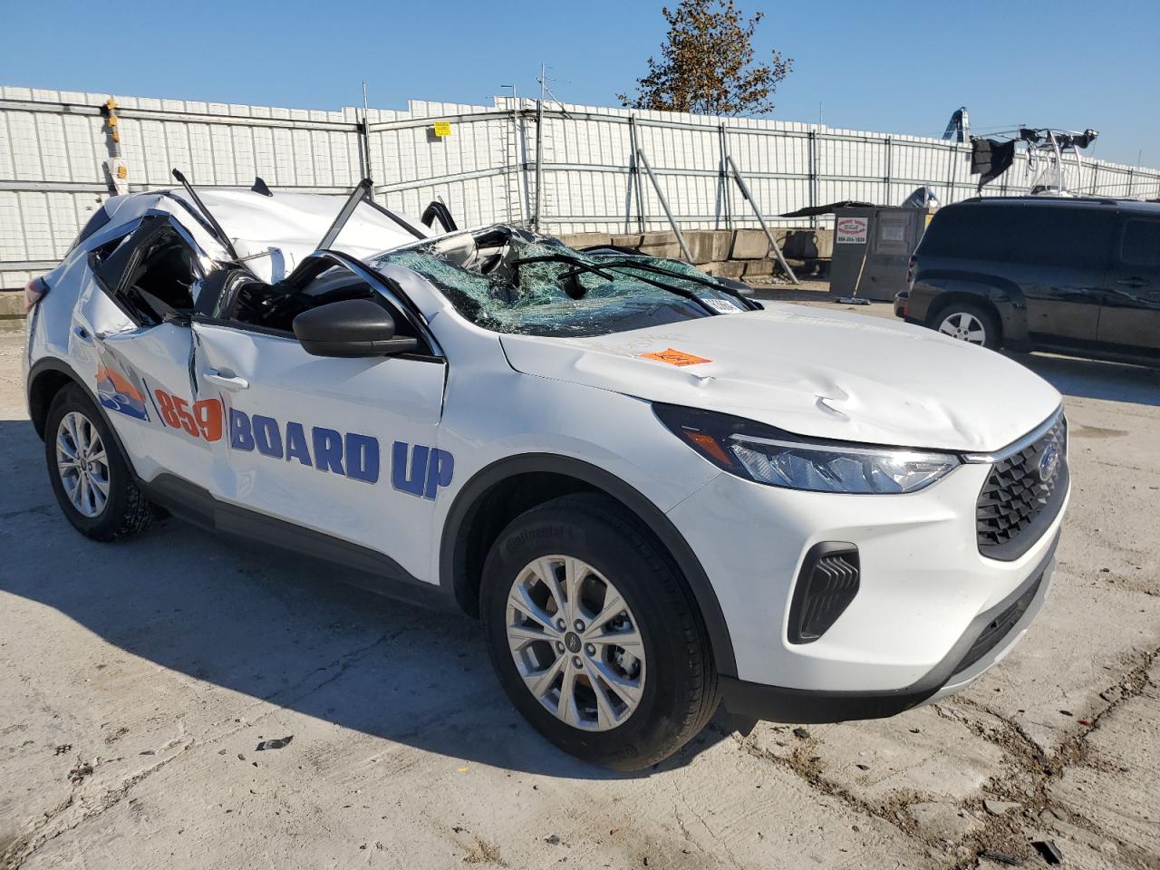2023 Ford Escape - Image 4