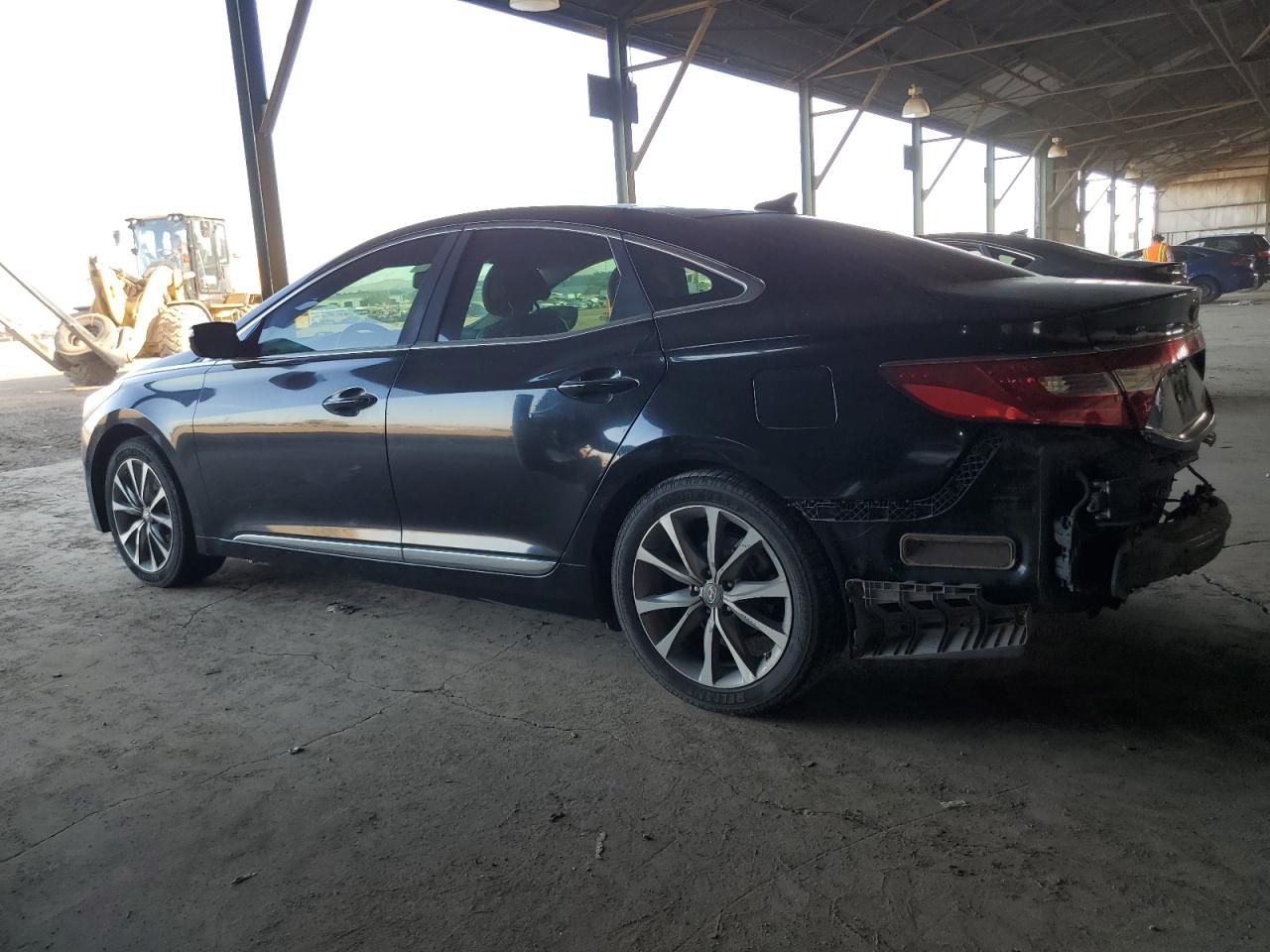 KMHFG4JG0GA509529 2016 Hyundai Azera