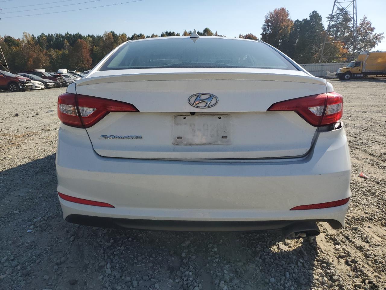 2015 Hyundai Sonata - Image 6