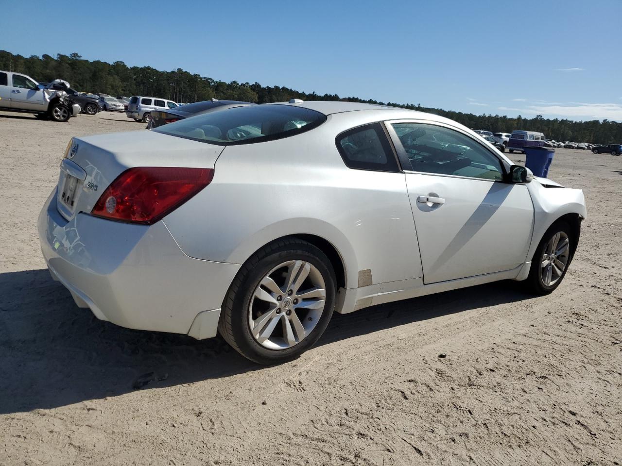 2013 Nissan Altima - Image 3