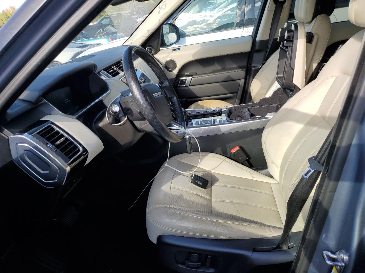 2019 Land Rover Range Rover - Image 7