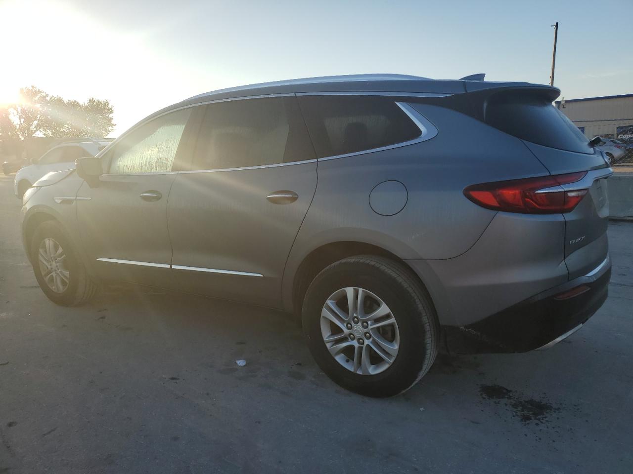 2018 Buick Enclave - Image 2