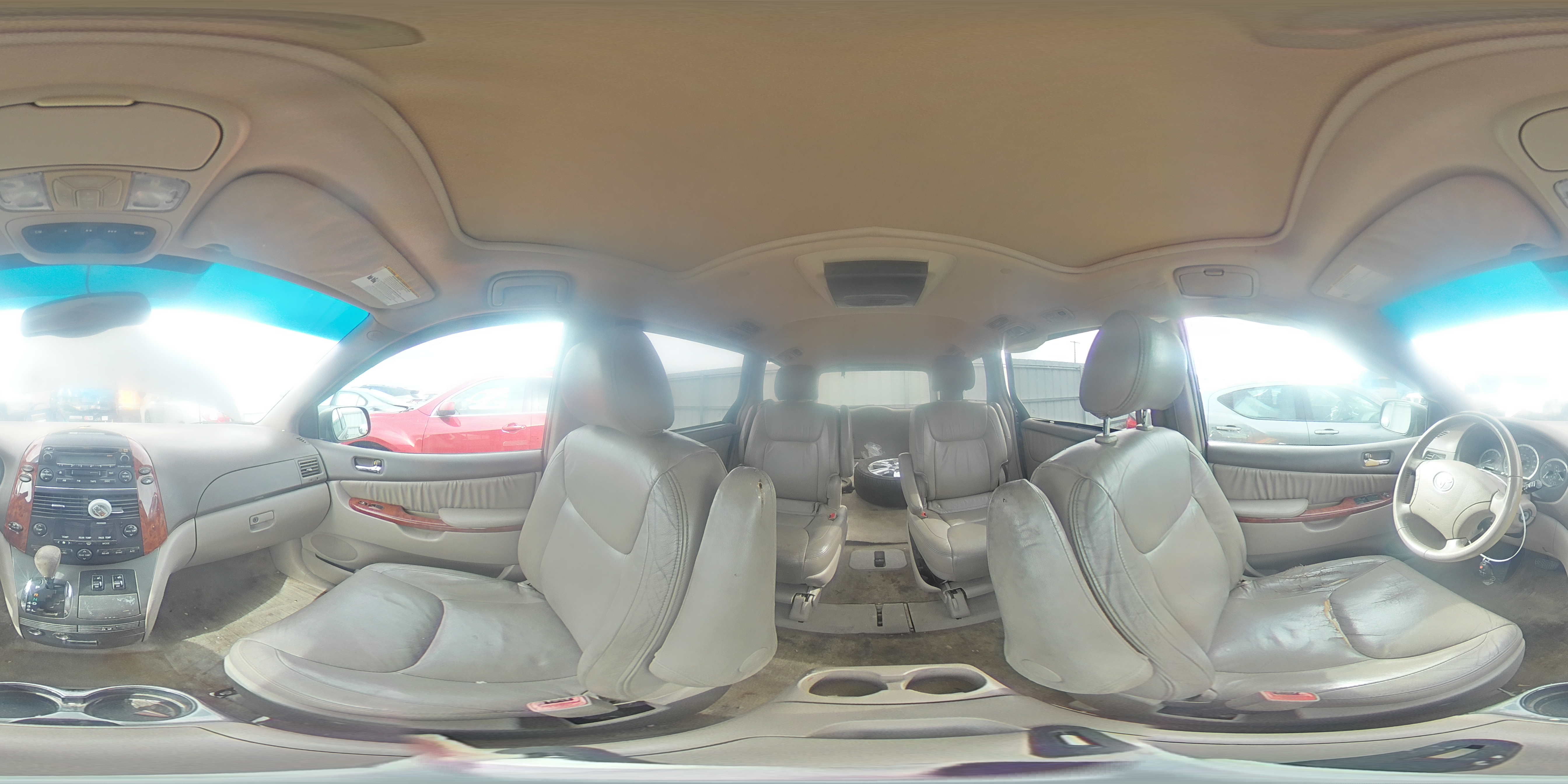 2005 Toyota Sienna - Image 13