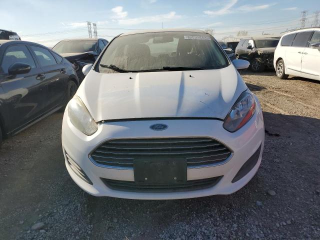  FORD FIESTA 2014 Белый