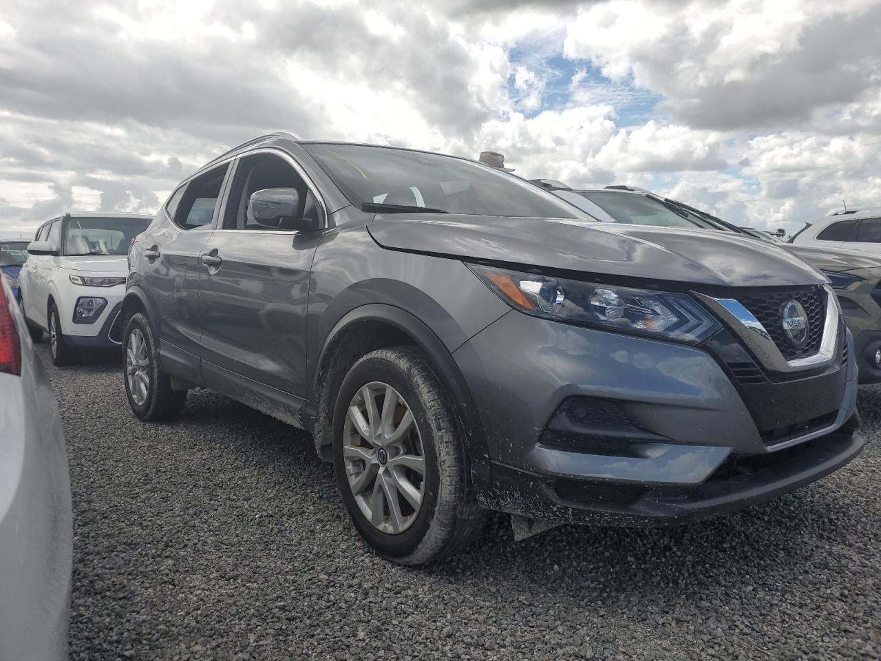 2020 Nissan Rogue - Image 4