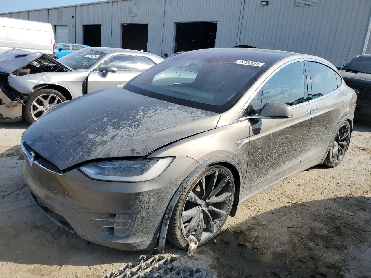 2016 Tesla Model X VIN: 5YJXCBE42GF015124 Lot: 76730324