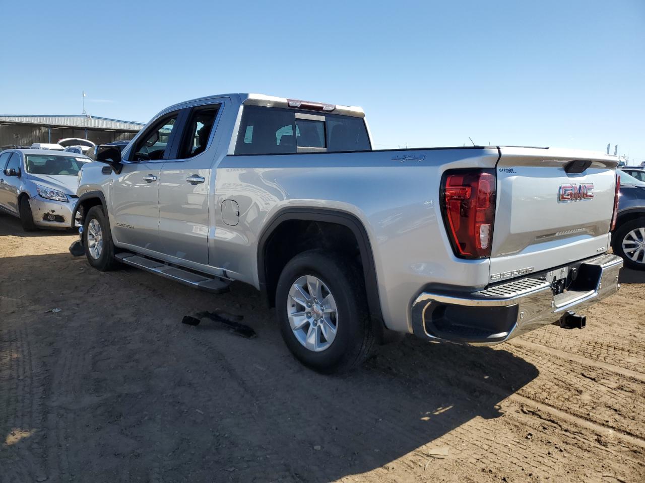 2021 GMC Sierra - Image 2