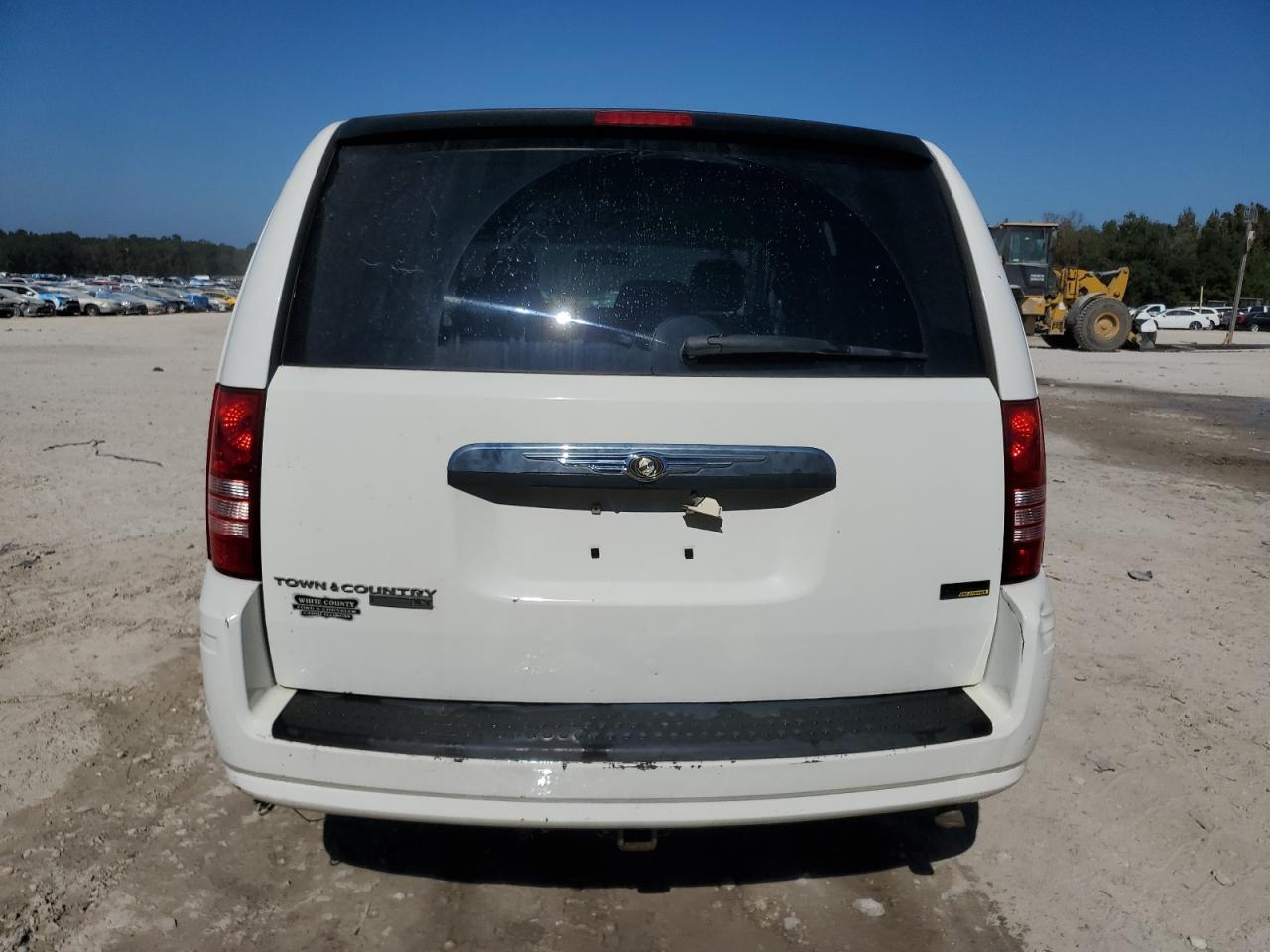 2008 Chrysler Town & Country - Image 6