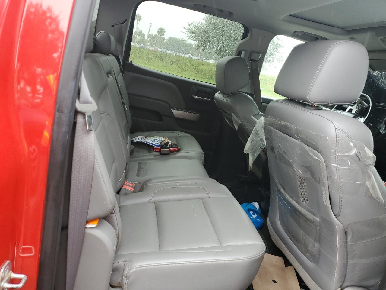 2014 Chevrolet Silverado - Image 10