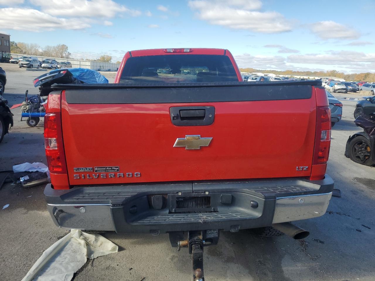 2012 Chevrolet Silverado - Image 6