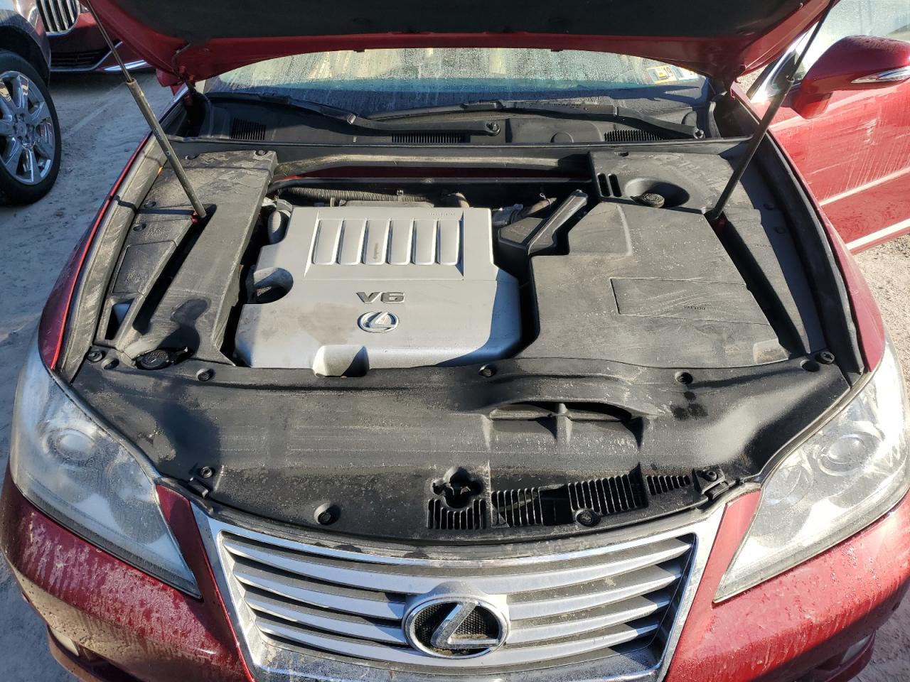 2012 Lexus ES - Image 11