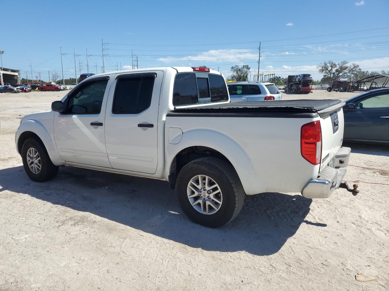 2016 Nissan Navara (Frontier) - Image 2