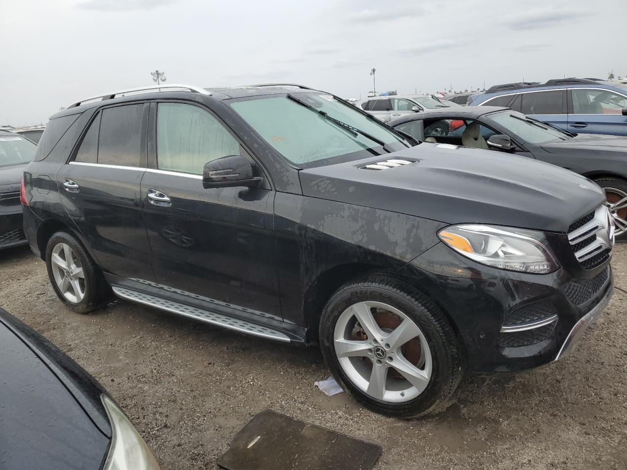 2018 Mercedes-Benz GLE - Image 4