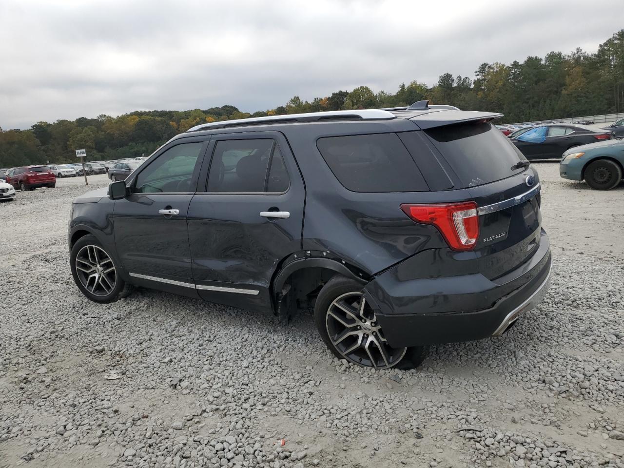 2017 Ford Explorer - Image 2