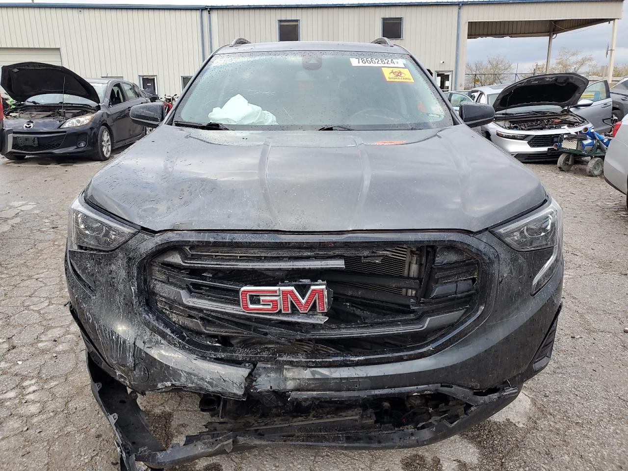 2021 GMC Terrain - Image 5