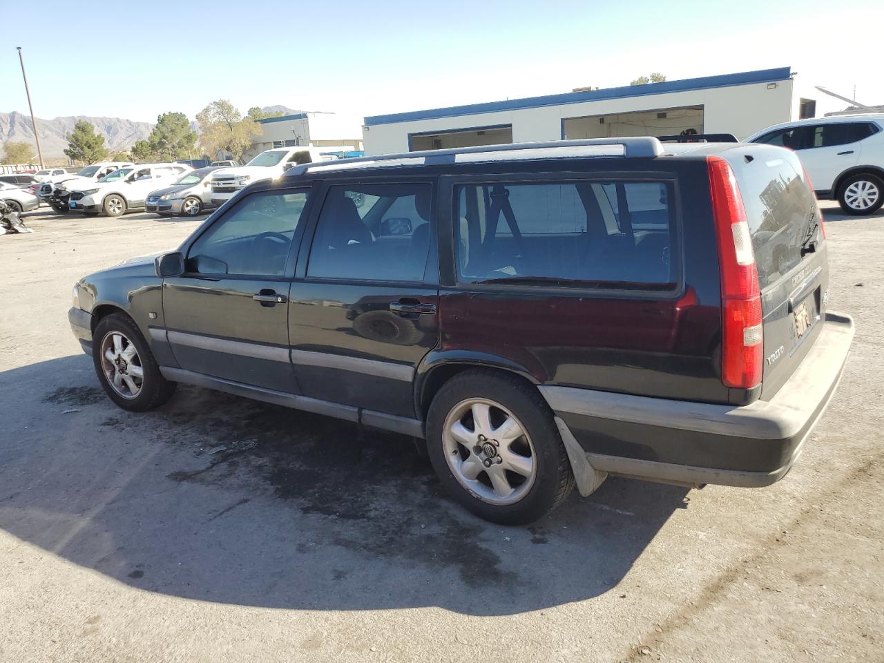 2000 Volvo V70 Xc VIN: YV1LZ56D7Y2712137 Lot: 75060854