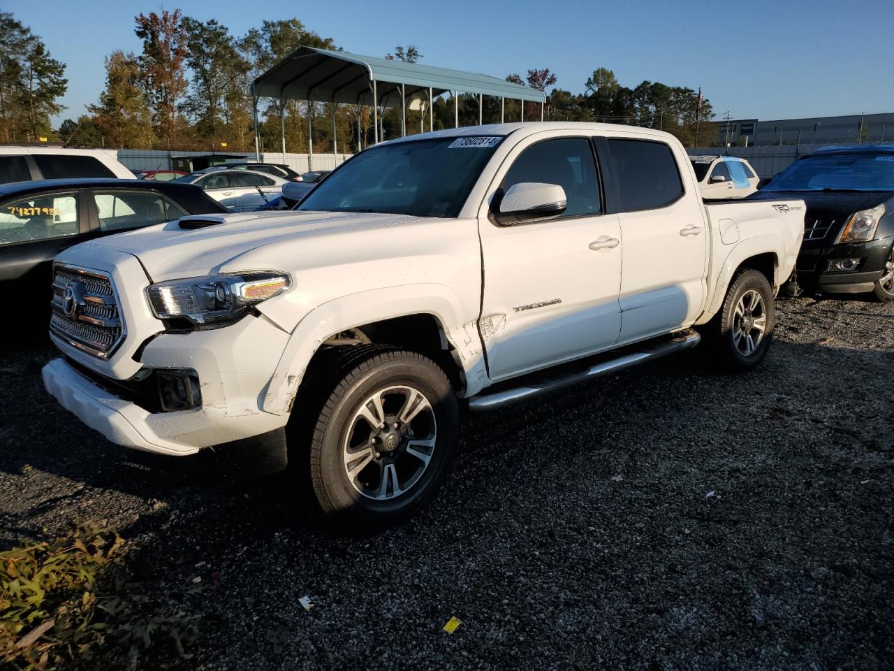 VIN 5TFAZ5CN1HX047538 2017 TOYOTA TACOMA no.1