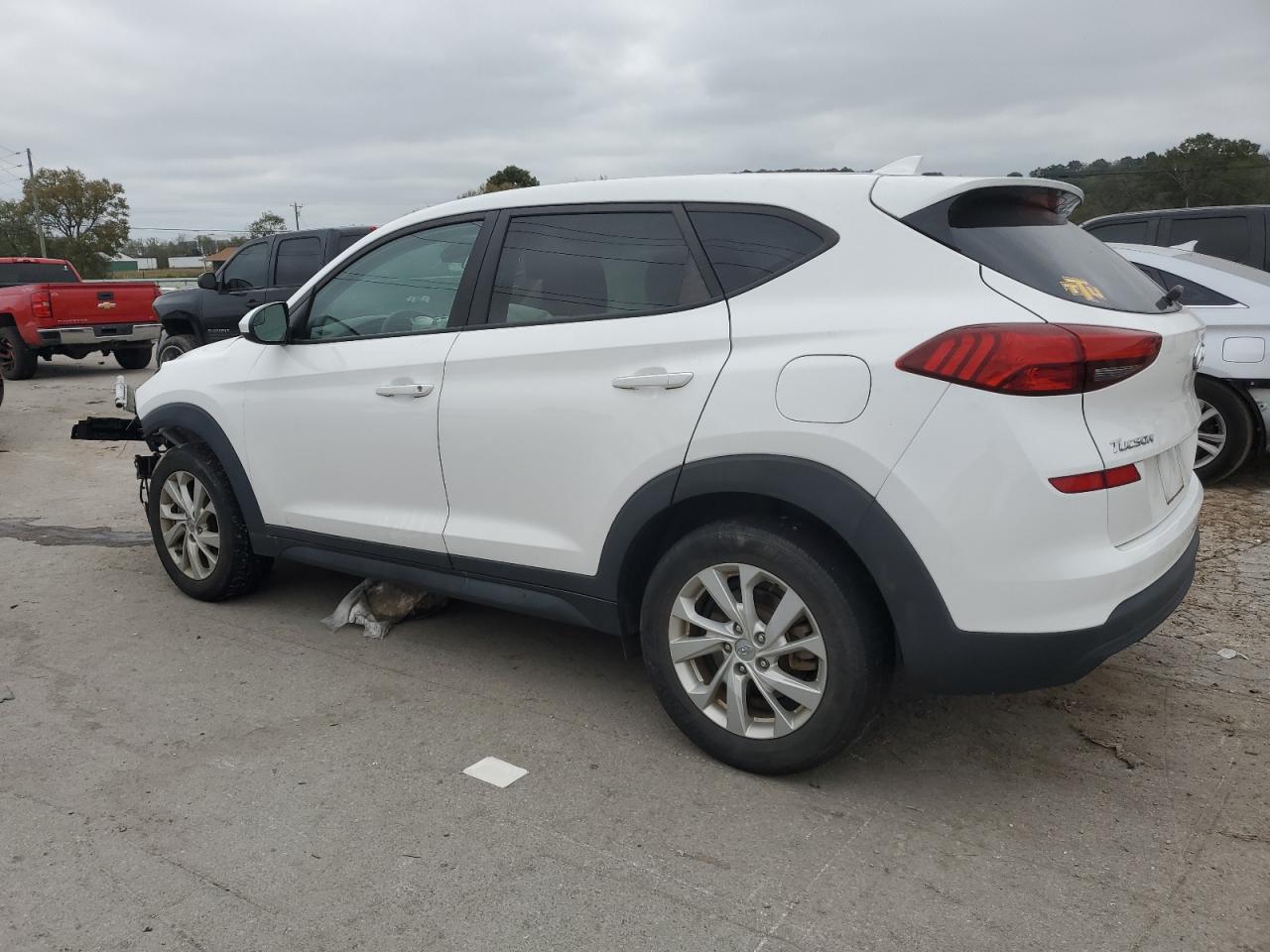 KM8J23A44KU887174 2019 HYUNDAI TUCSON - Image 2