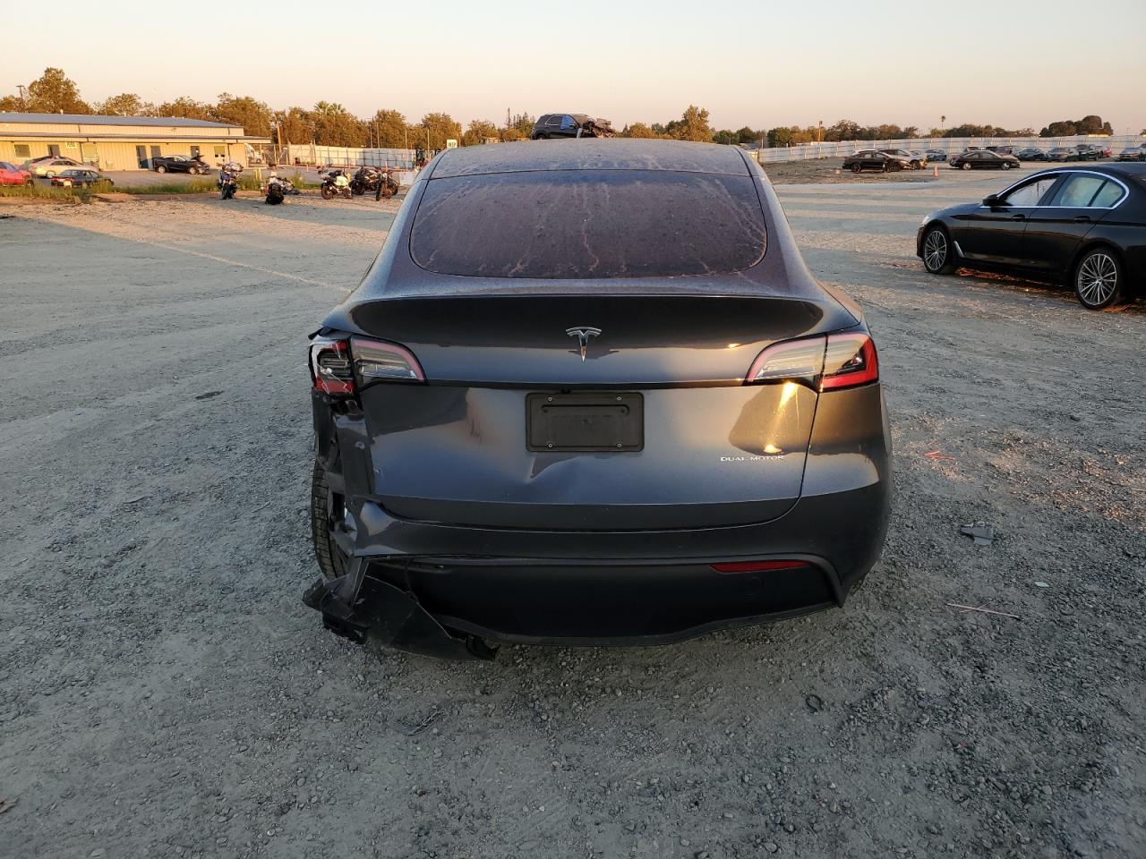 2021 Tesla Model Y VIN: 5YJYGDEE9MF092159 Lot: 73382164