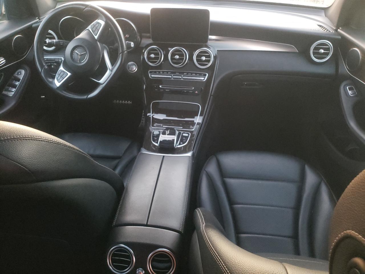 2018 Mercedes-Benz GLC - Image 8