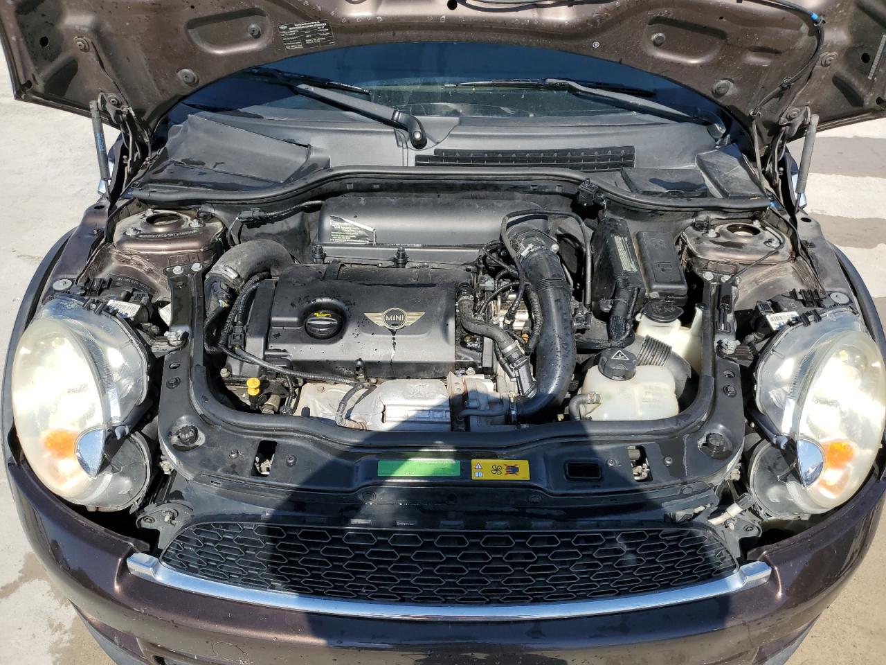 2011 MINI Cooper - Image 11