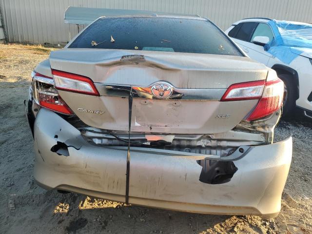 Sedans TOYOTA CAMRY 2014 Silver