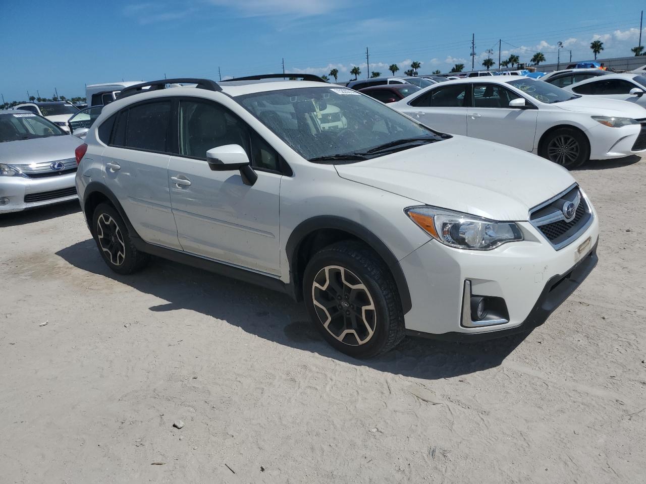 2016 Subaru XV - Image 4