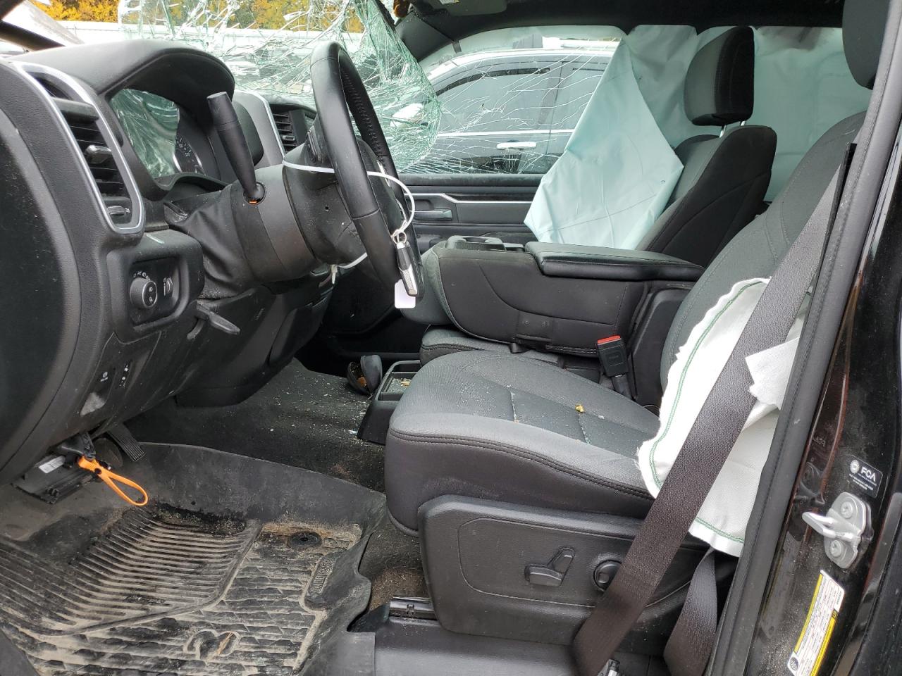 2022 RAM 1500 - Image 7