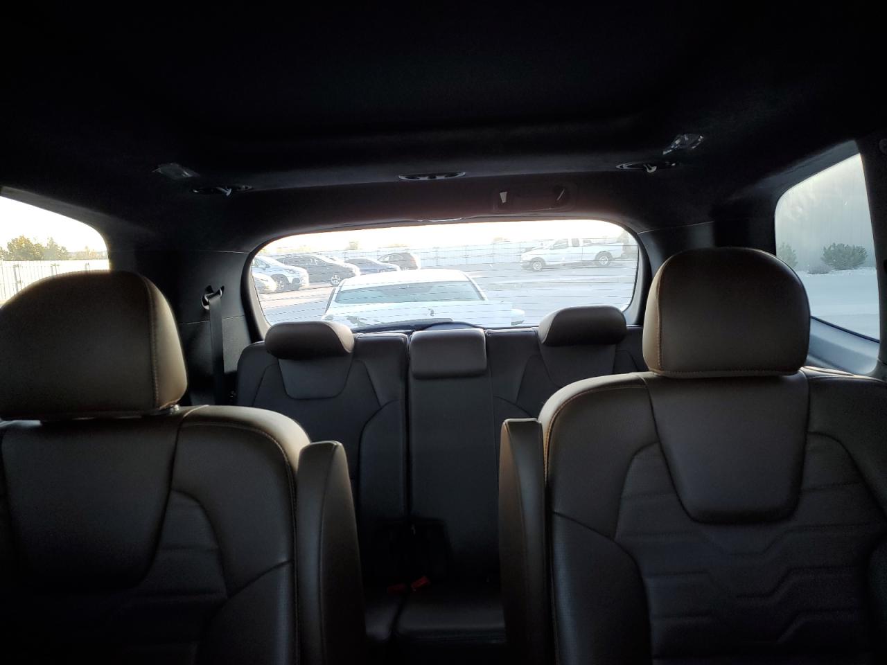 2022 Kia Telluride - Image 10