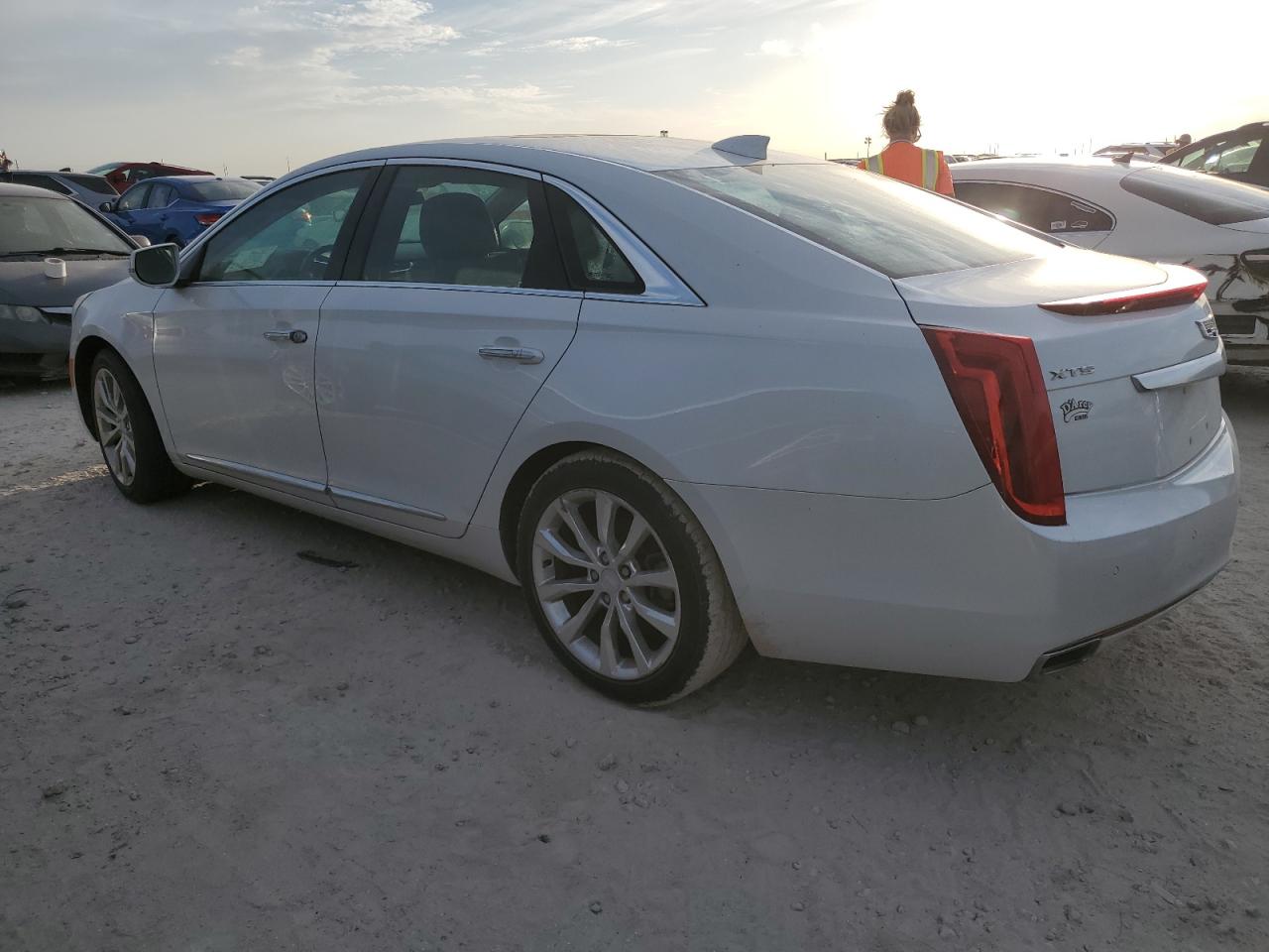 2016 Cadillac XTS - Image 2
