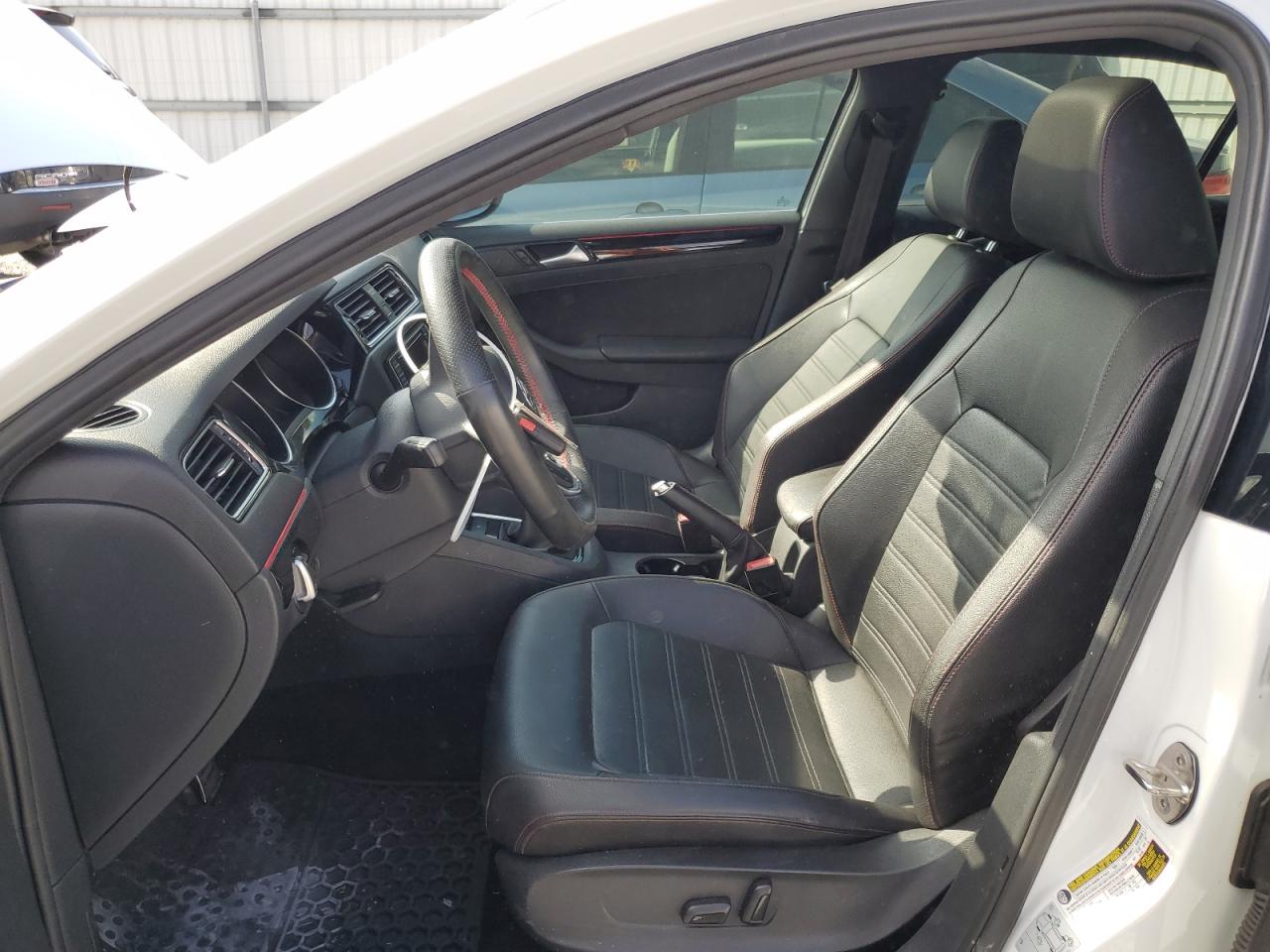 2017 Volkswagen Jetta - Image 7
