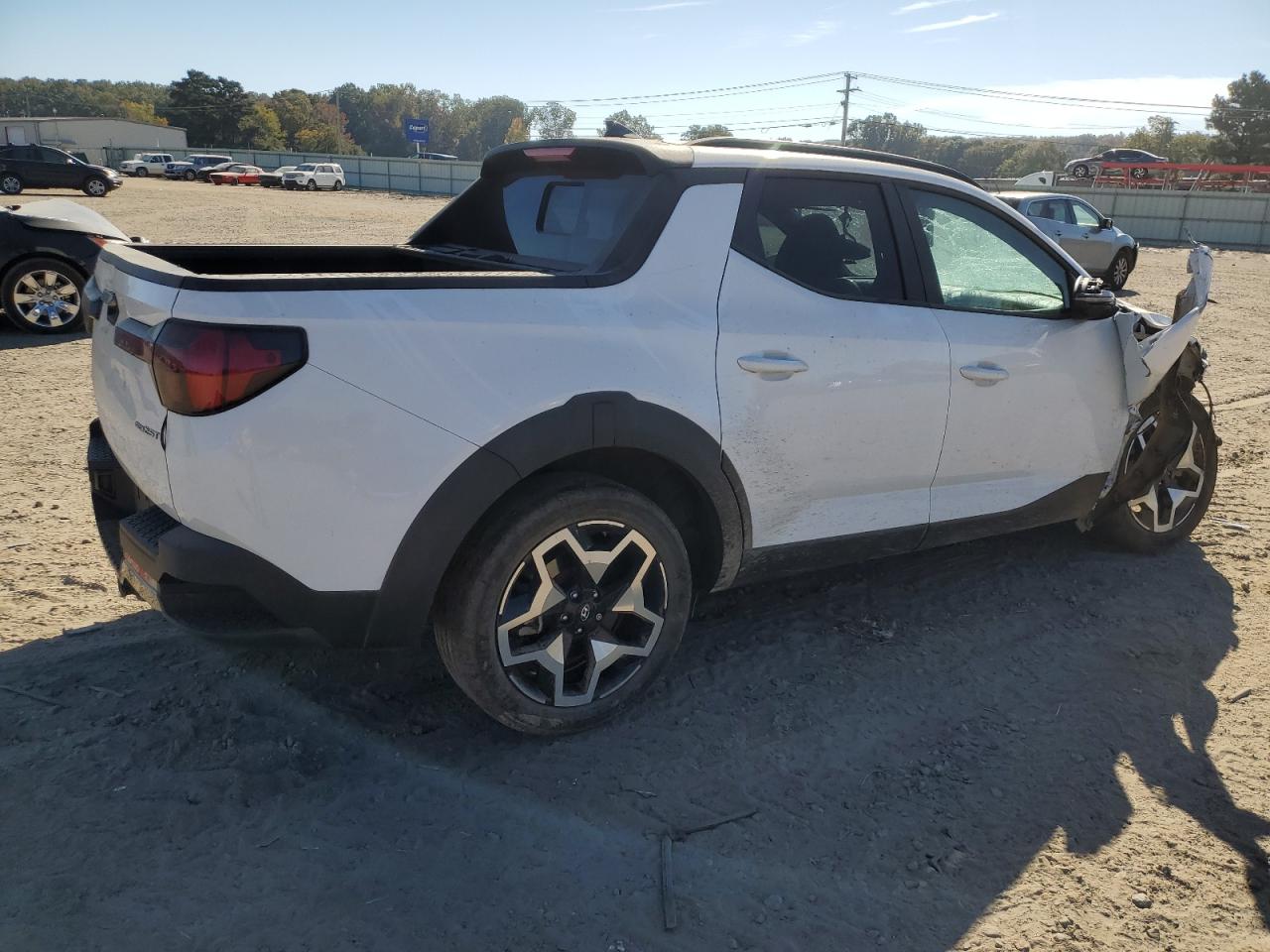 2022 Hyundai Santa Cruz - Image 3
