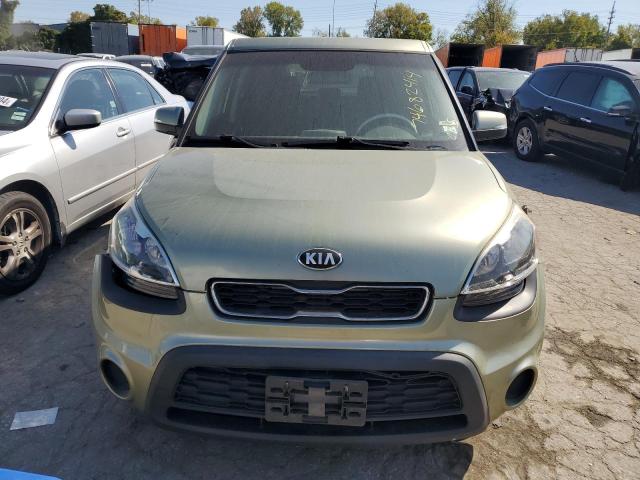 Паркетники KIA SOUL 2013 Зелений