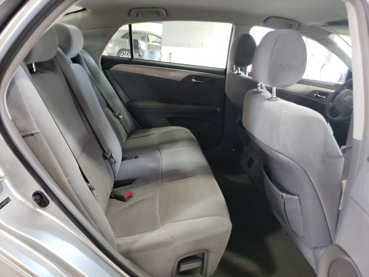 2007 Toyota Avalon - Image 10
