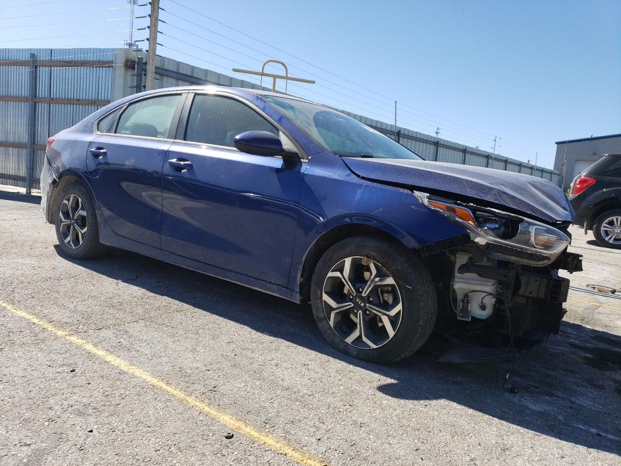 VIN 3KPF24AD1KE064183 2019 KIA FORTE no.4