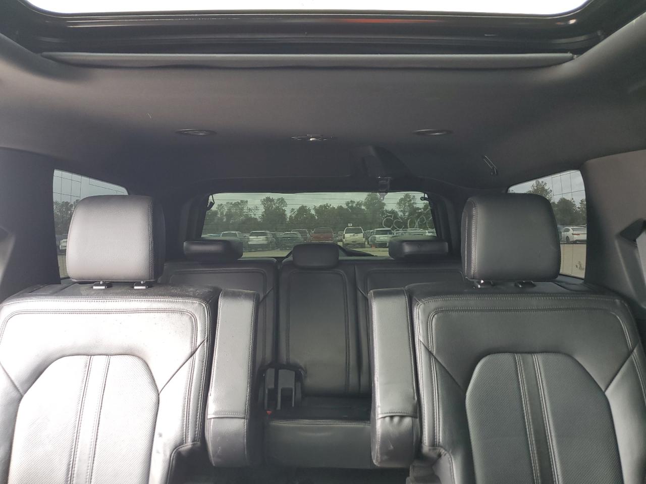2020 Ford Expedition - Image 10