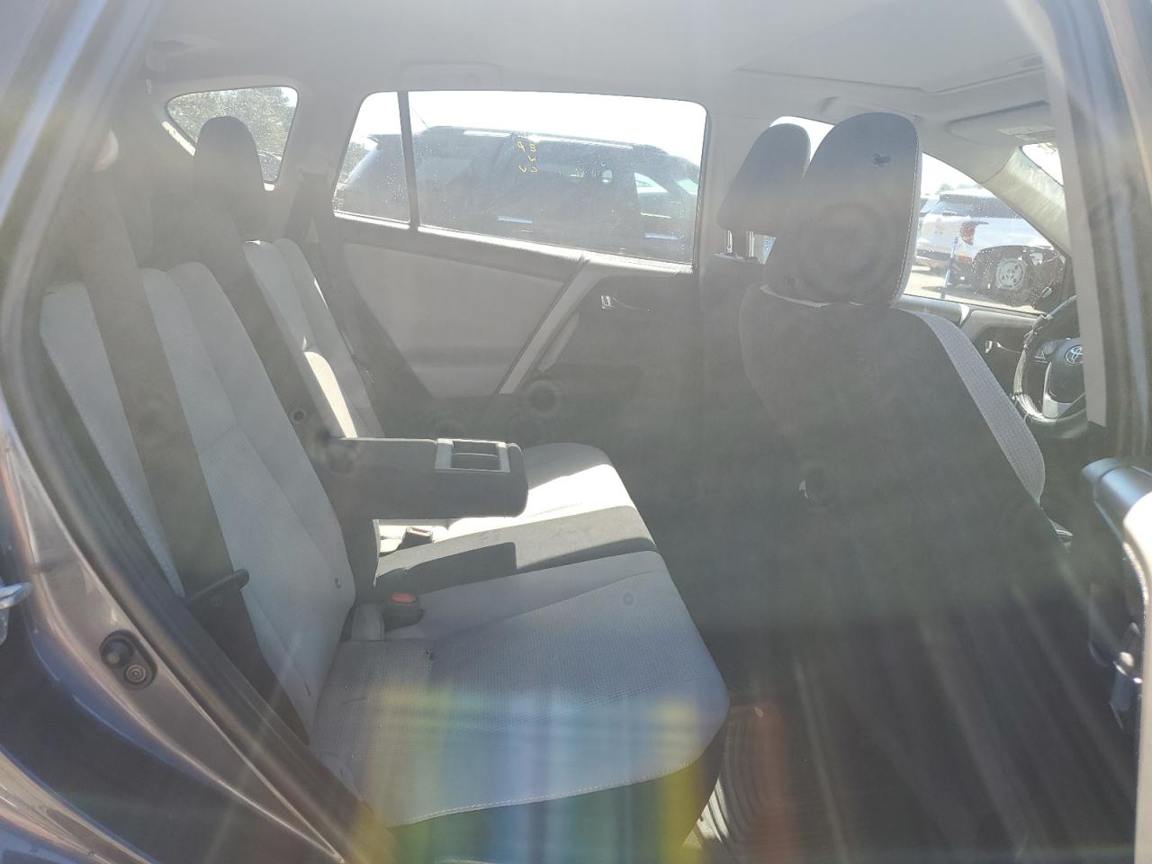 2017 Toyota Rav4 Xle VIN: 2T3WFREV2HW392147 Lot: 76687734