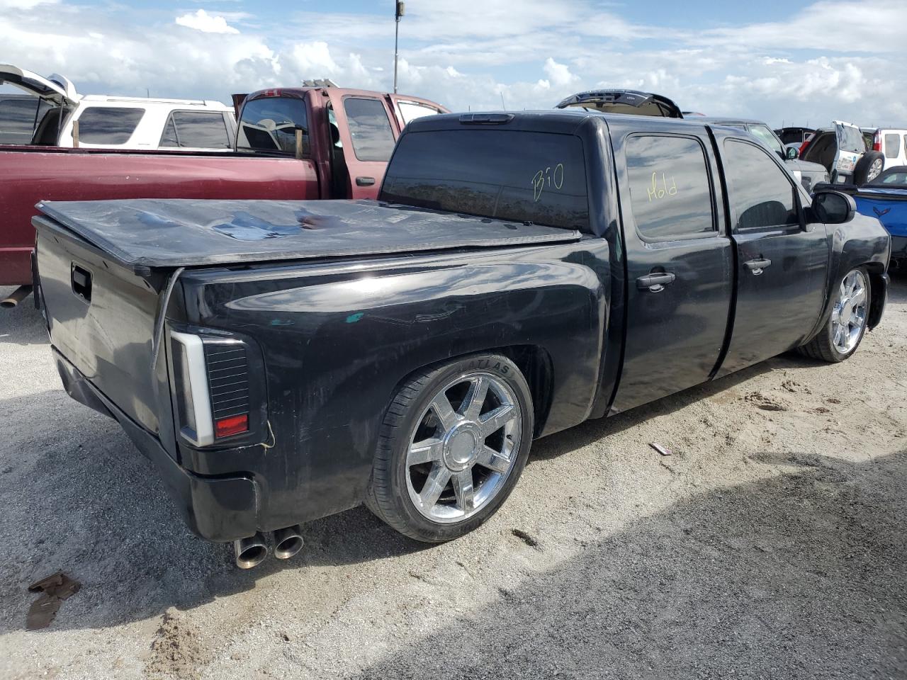 2008 Chevrolet Silverado - Image 3
