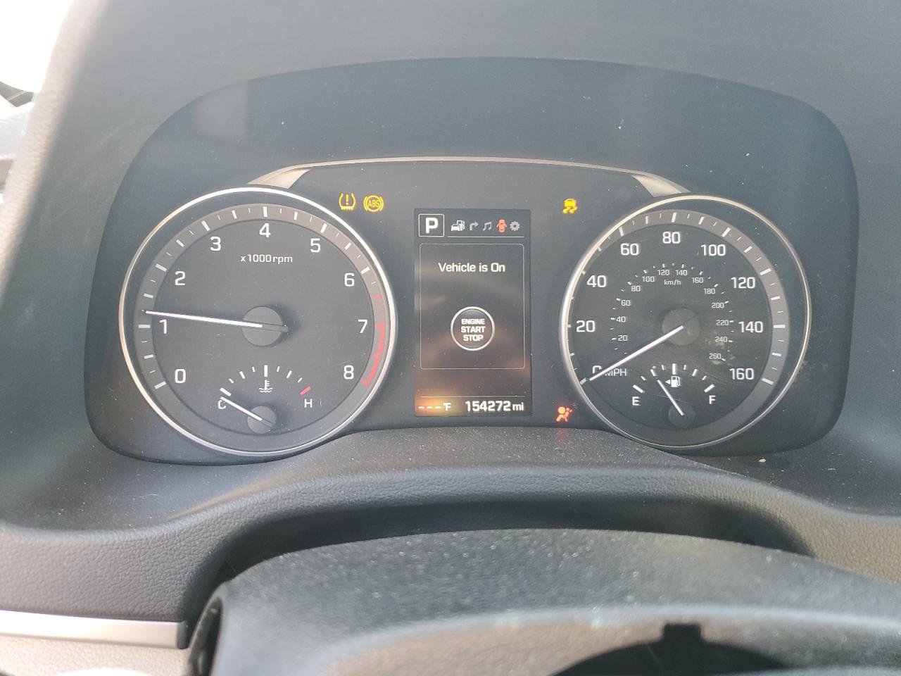 2017 Hyundai Elantra - Image 9