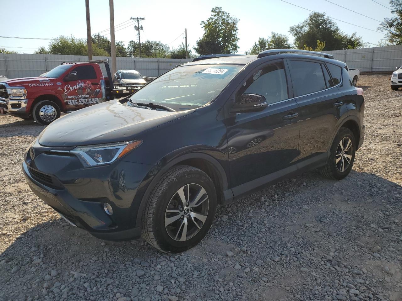 JTMRFREV8HD207903 2017 TOYOTA RAV 4 - Image 1