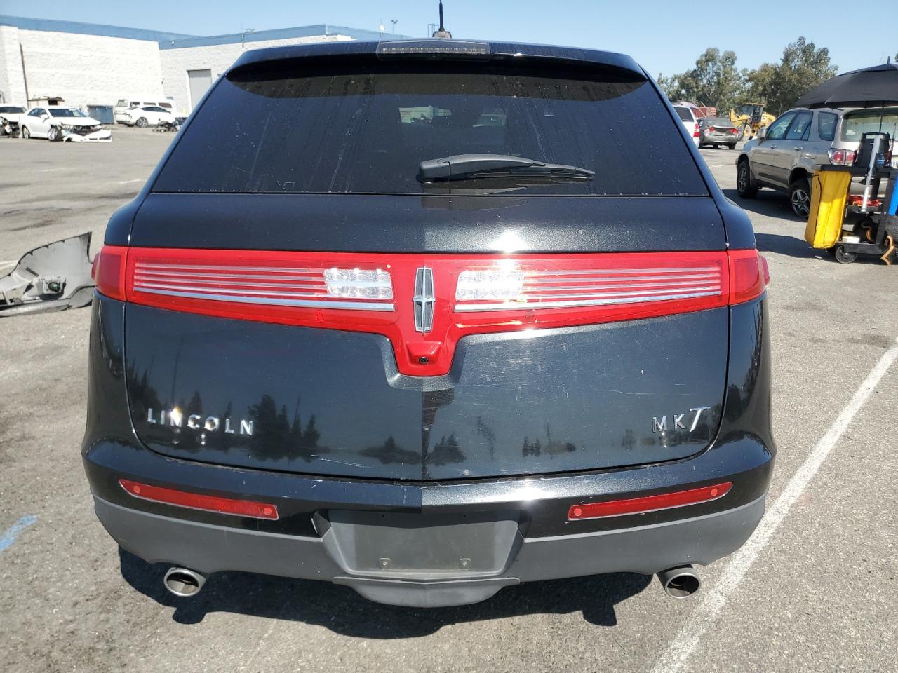 2010 Lincoln Mkt VIN: 2LMHJ5FR3ABJ03769 Lot: 75309954