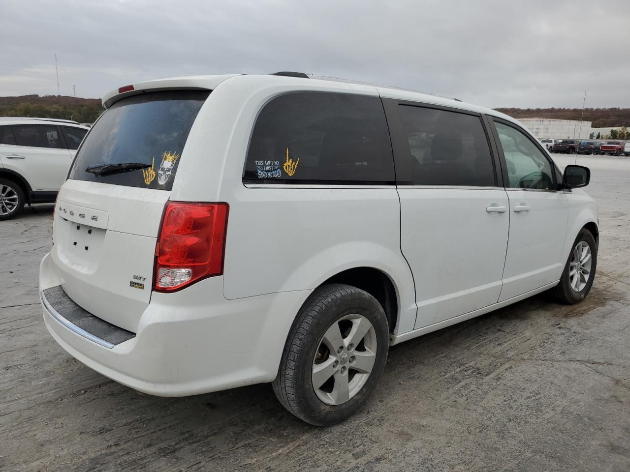 VIN 2C4RDGCG5KR788277 2019 DODGE CARAVAN no.3