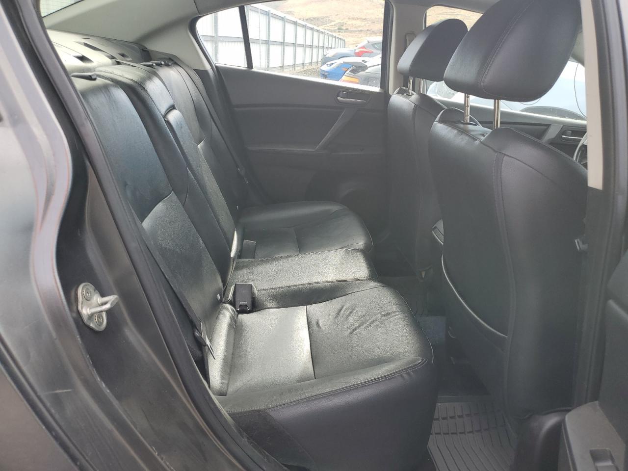 2012 Mazda 3 - Image 10