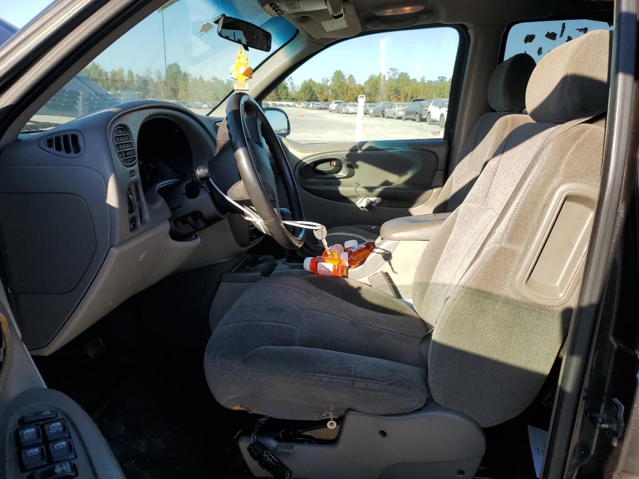 2003 Chevrolet TrailBlazer - Image 7