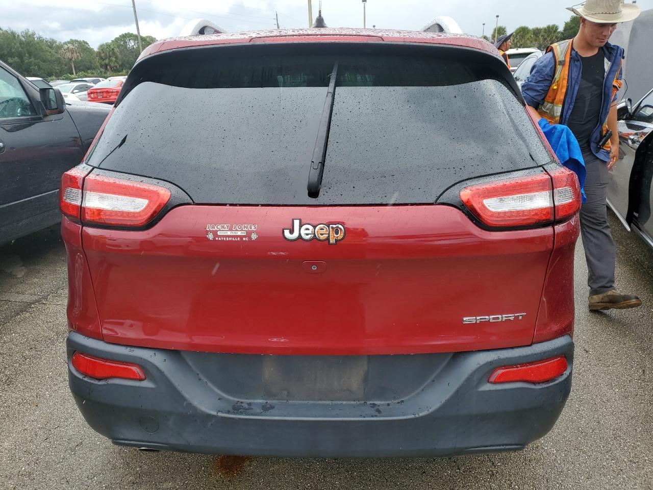 1C4PJLAB0FW657061 2015 Jeep Cherokee Sport