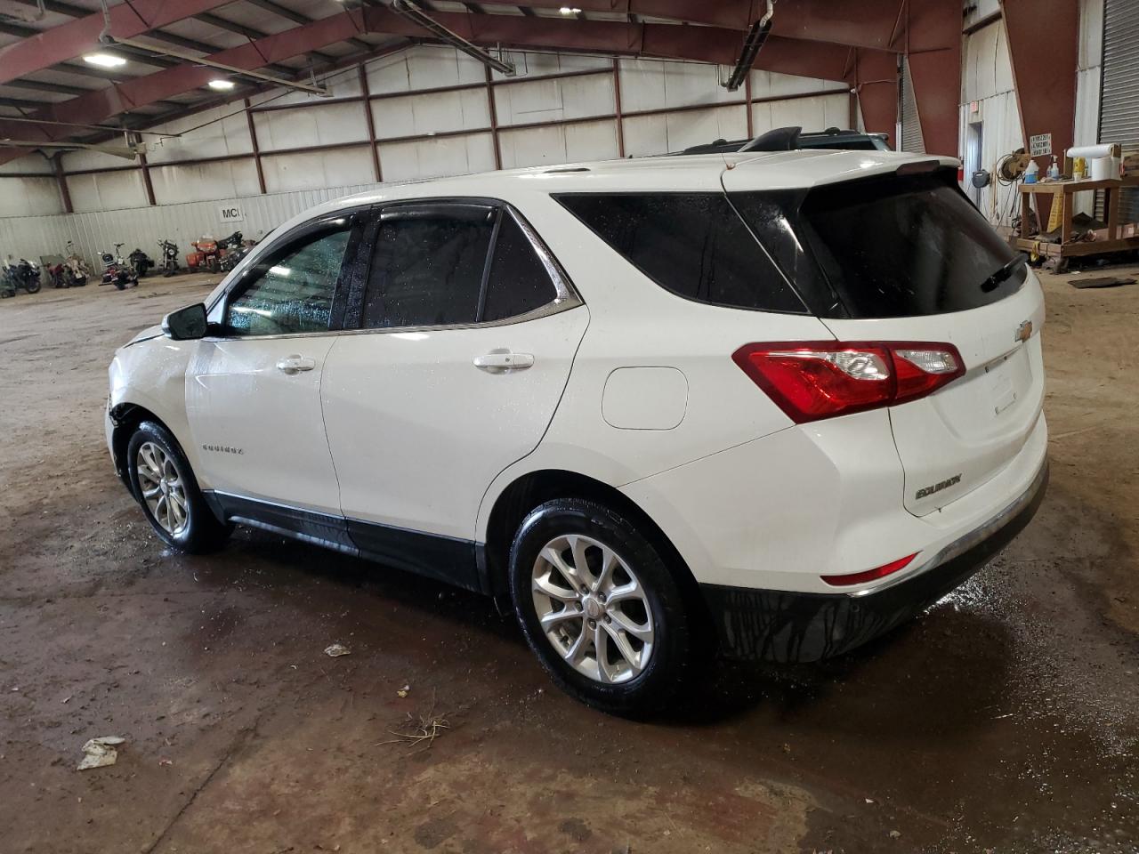 2019 Chevrolet Equinox - Image 2