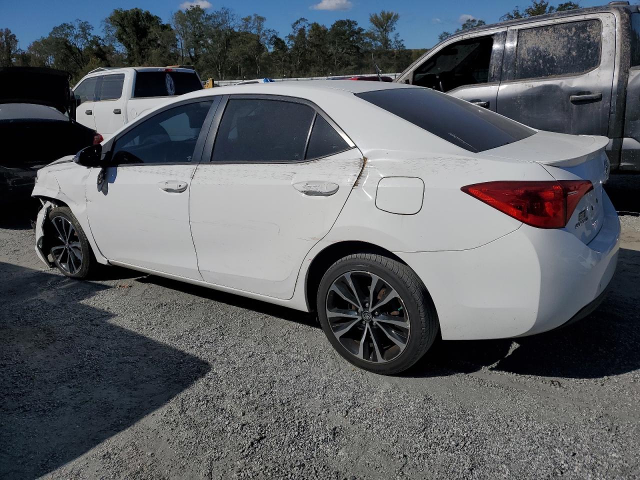 2017 Toyota Corolla - Image 2