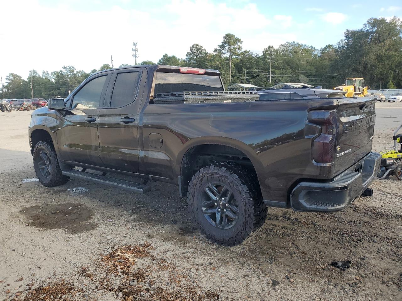 2019 Chevrolet Silverado - Image 2