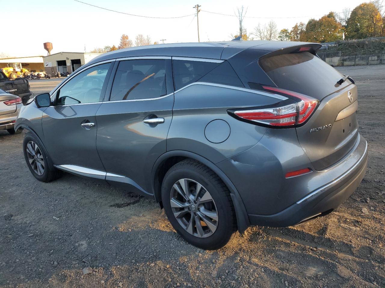 2016 Nissan Murano - Image 2